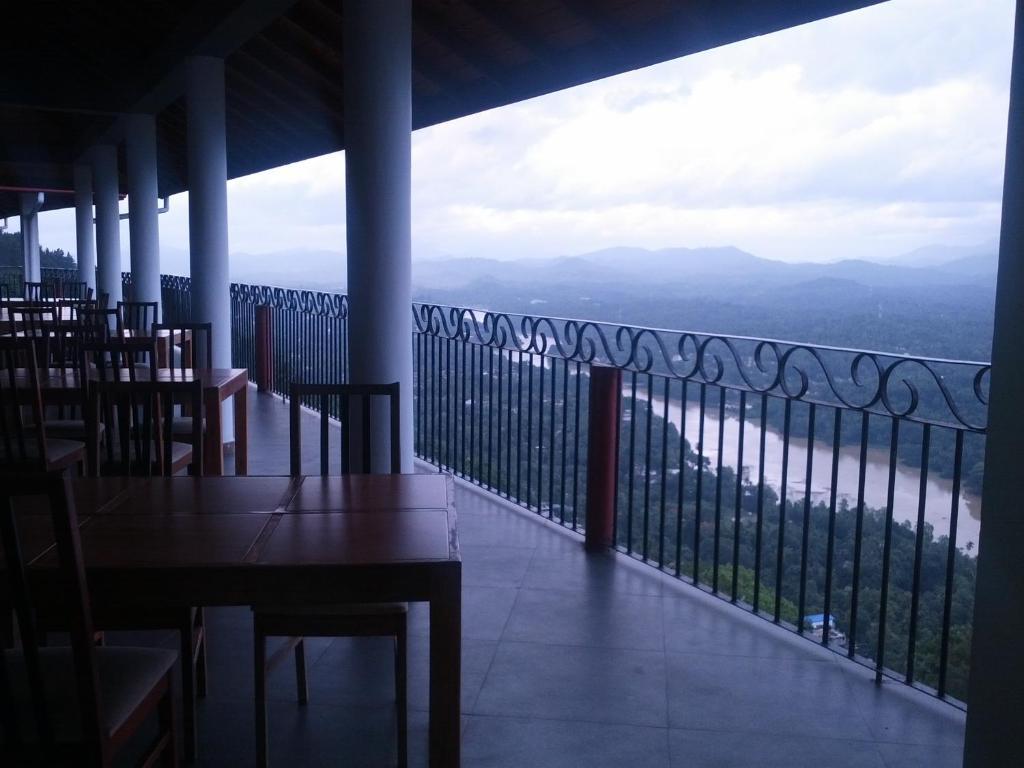 Kandy Panorama Resort ภายนอก รูปภาพ